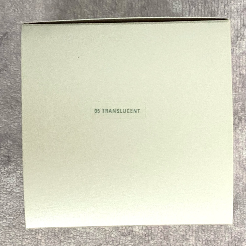 Rare La Mer The Powder 05 Translucent .88oz/25g - Picture 2 of 16